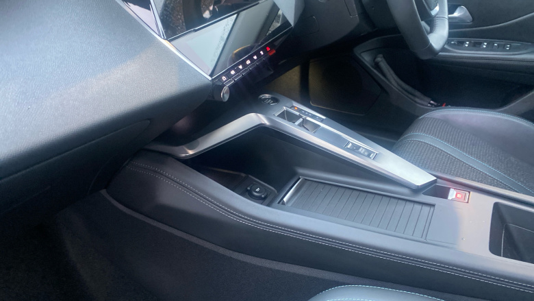 Peugeot 308 1.2 PureTech Allure Premium 5dr EAT8 Petrol Hatchback